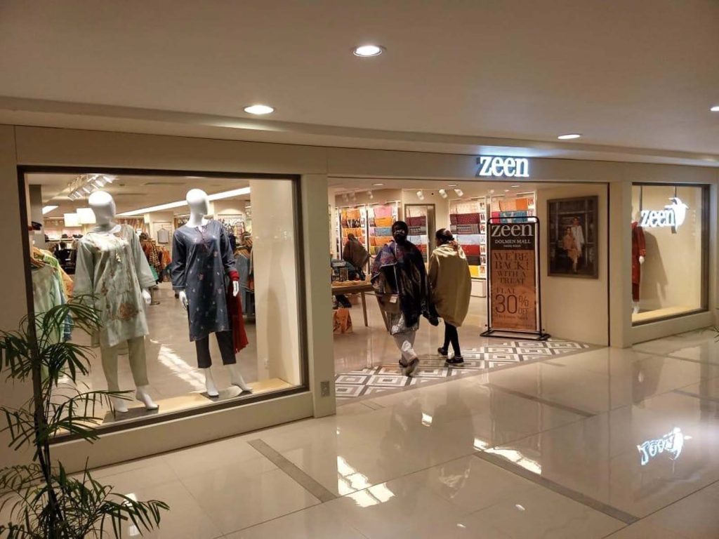Zeen (Dolmen Mall Tariq Road)