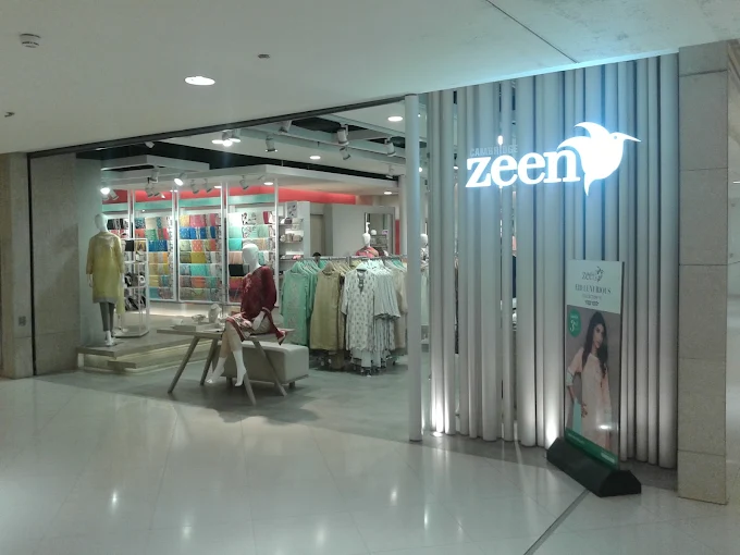 Zeen (Dolmen Mall Clifton)